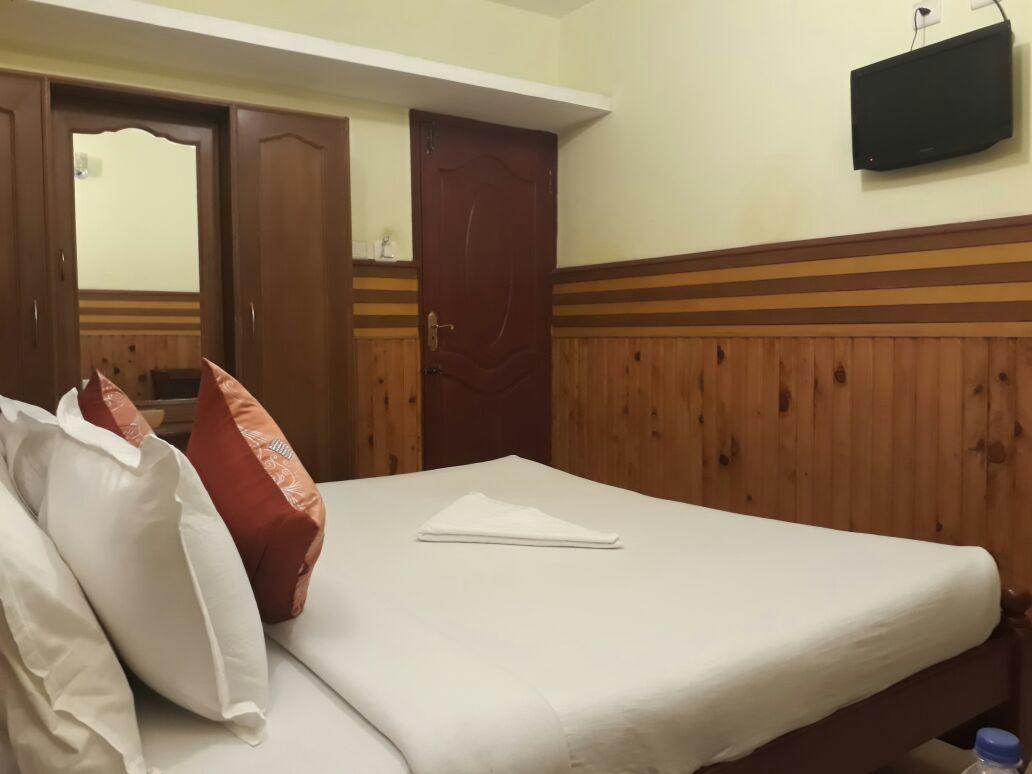 Yogi Residency Hotell Kodaikanal Exteriör bild